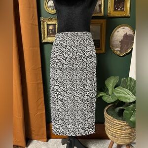 PrettyLittleThing Black and White Patterned Pencil Skirt